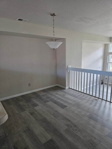 Building Photo - 12019 Monaco St