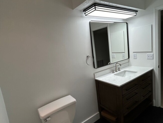 Building Photo - Central AVL - Large Custom Built Home with...