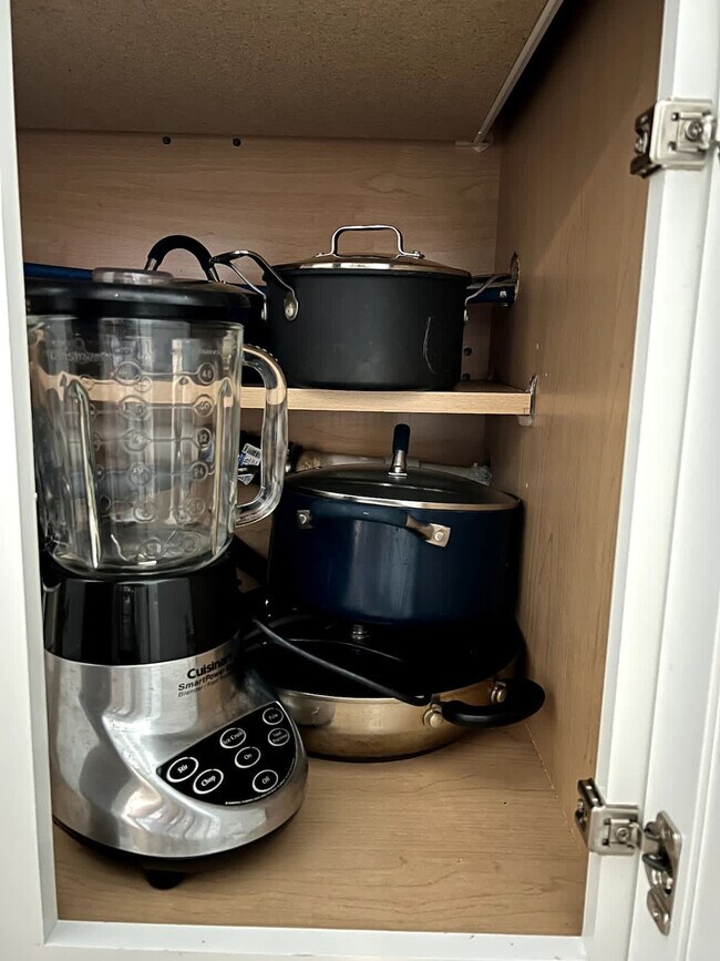 Building Photo - 27385 Park Ct