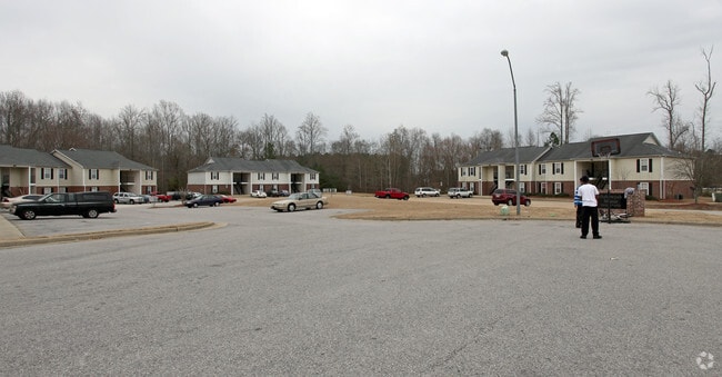 Primary Photo - Ashewyck Manor Apartments