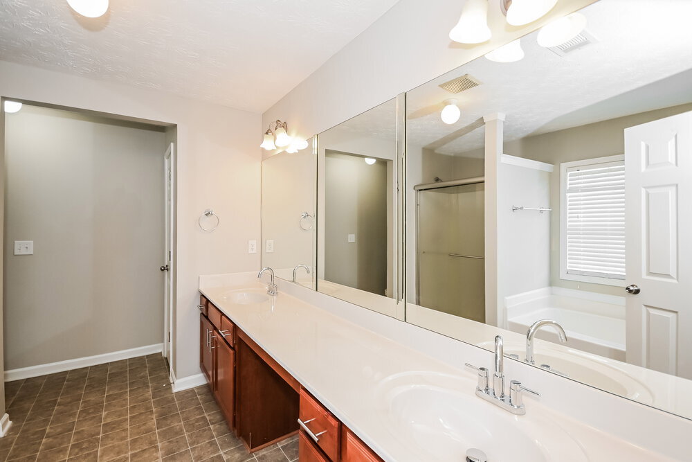 Building Photo - 222 Winterbury Dr