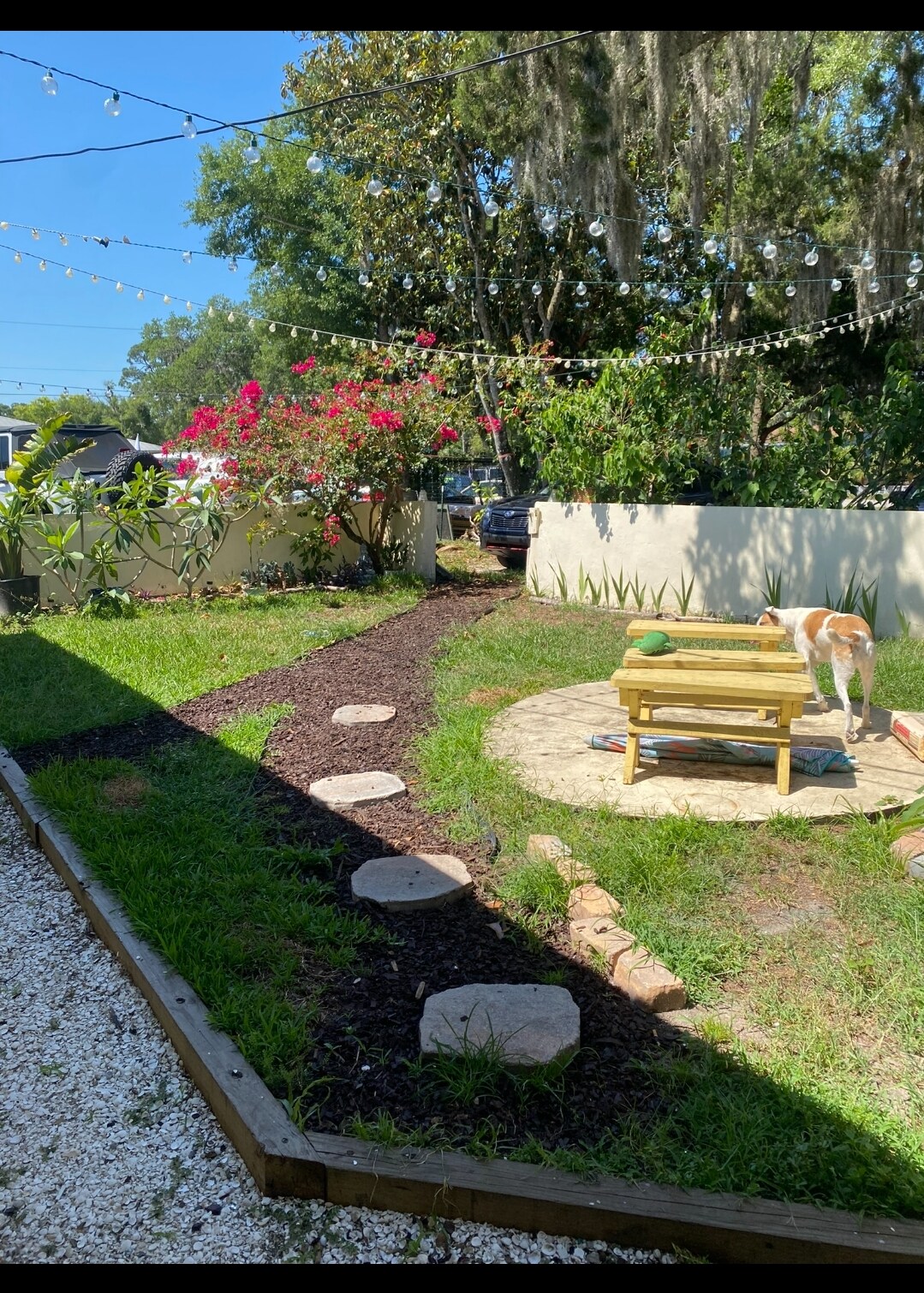 Building Photo - 404 N Ridgewood Ave