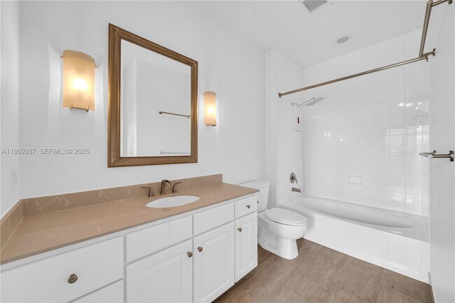 Building Photo - 2001 S Biscayne Blvd