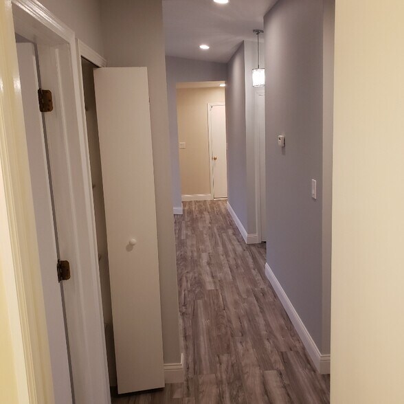 Building Photo - 11415 Brougham Dr