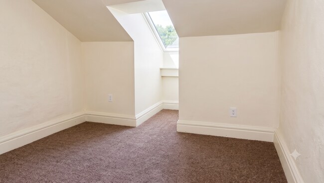 Building Photo - Cozy Rental - Lawrenceville