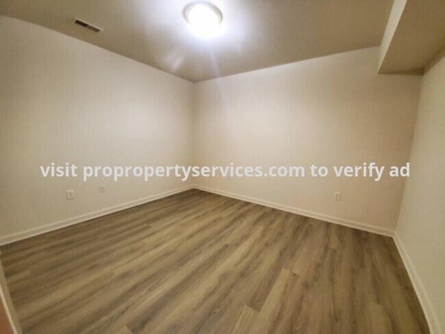Building Photo - Charming Raised Rancher With Lawn Care Included