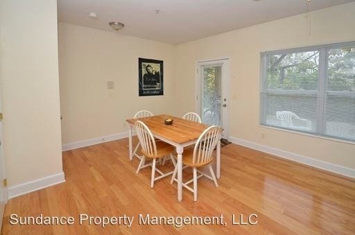 Building Photo - 2700 University Ct
