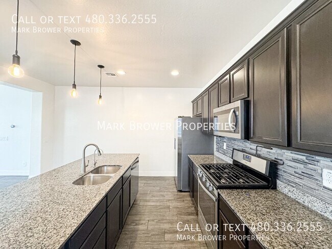 Building Photo - 249 North Sandal-