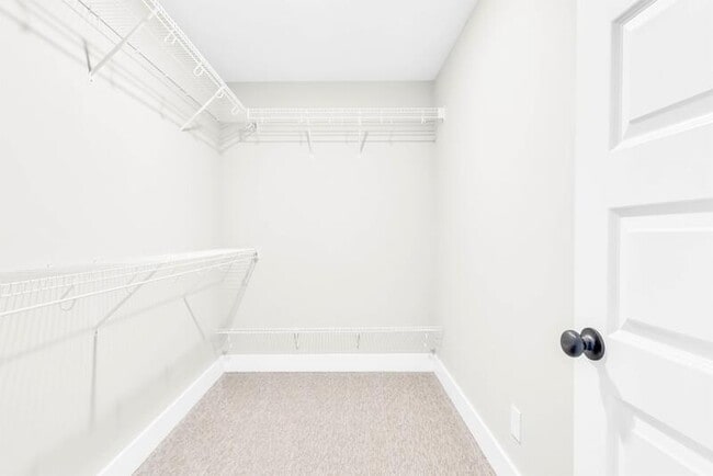 Building Photo - 166 Sango Dr