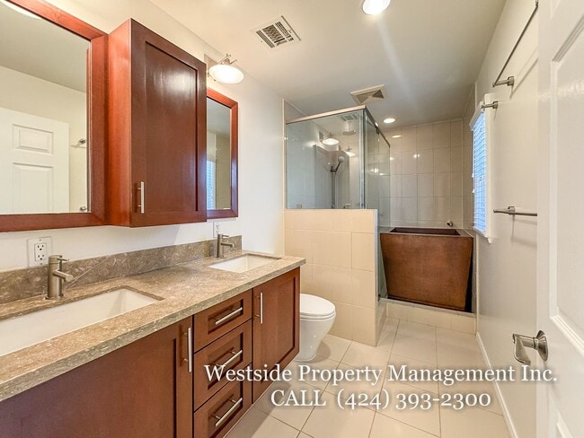 Building Photo - 846 Stanford St