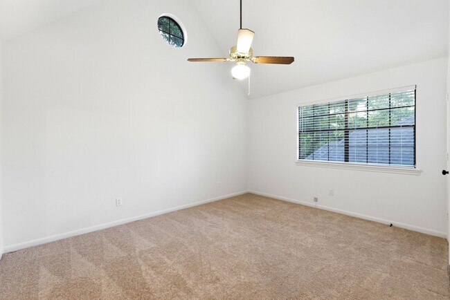 Building Photo - 5626 Spring Lodge Dr