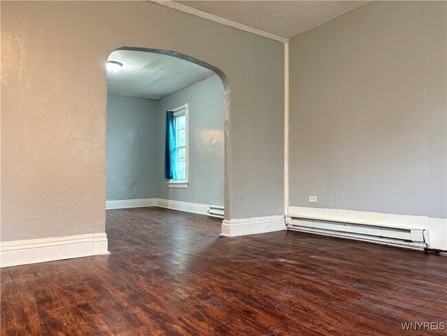 Building Photo - 201 Lemon St