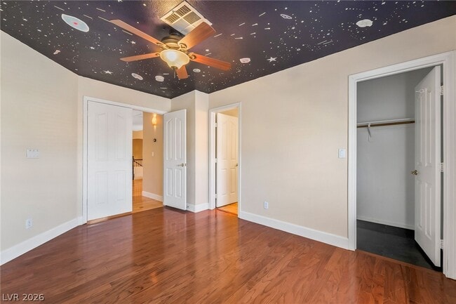 Building Photo - 271 Pointe Ranier Ave
