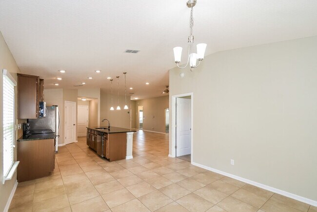Building Photo - 2691 Salt Lake Dr