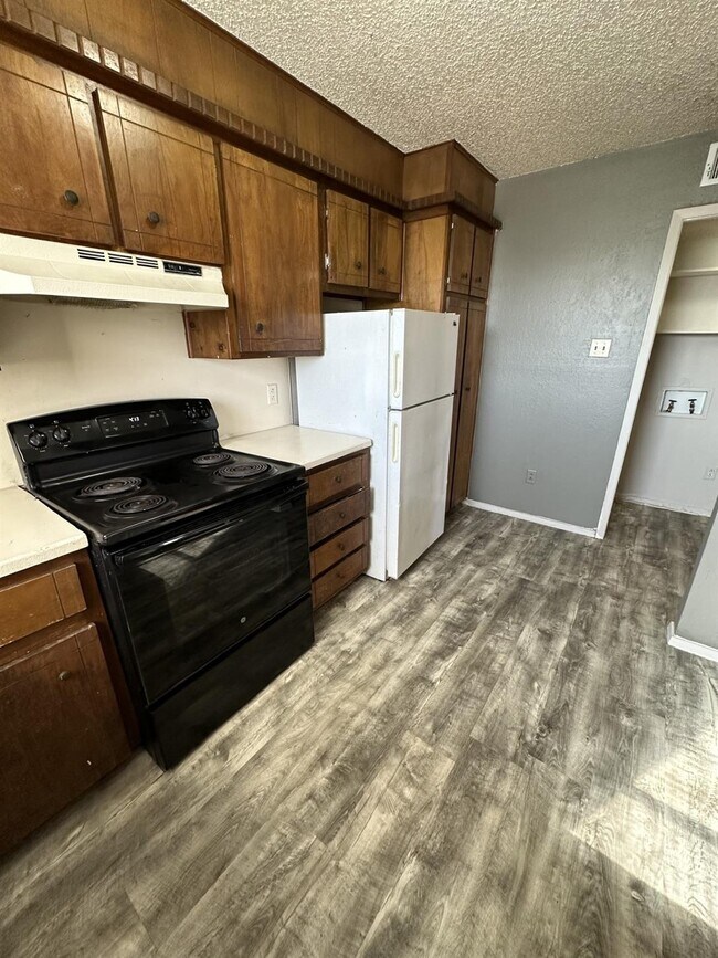 Building Photo - 5706 Brownfield Dr