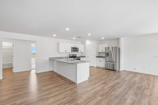 Building Photo - 1796 W Laguna Dr