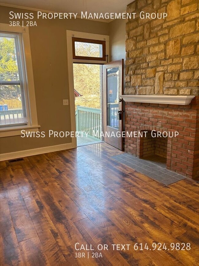 Building Photo - 804 1/2 E Main St-