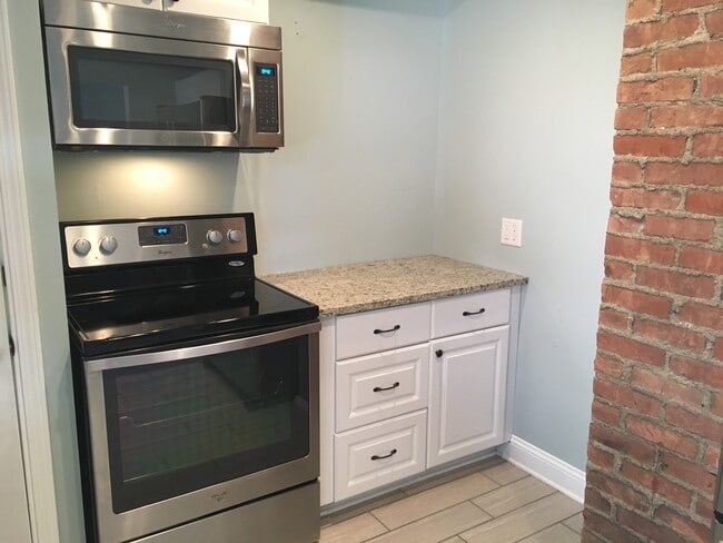 Building Photo - 4341 W 215th St