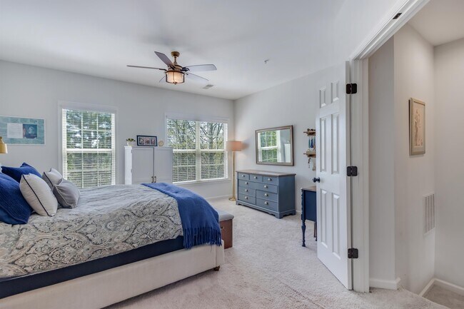 Building Photo - 11429 Log Ridge Dr