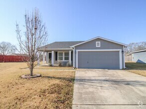 Building Photo - Modern and updated home in desirable East ...