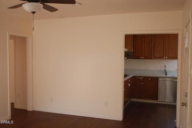 Building Photo - 125 S Primrose Ave