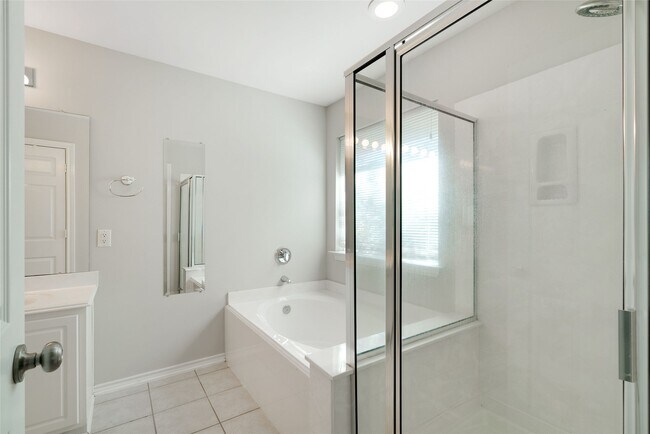 Building Photo - 123 N Camellia Grove Cir