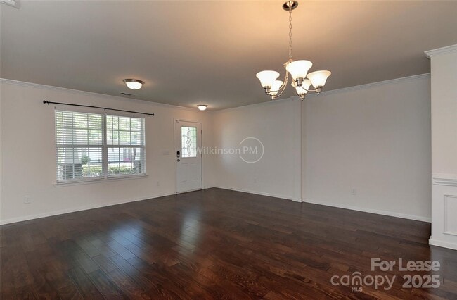 Building Photo - 9409 Pond Vista Court