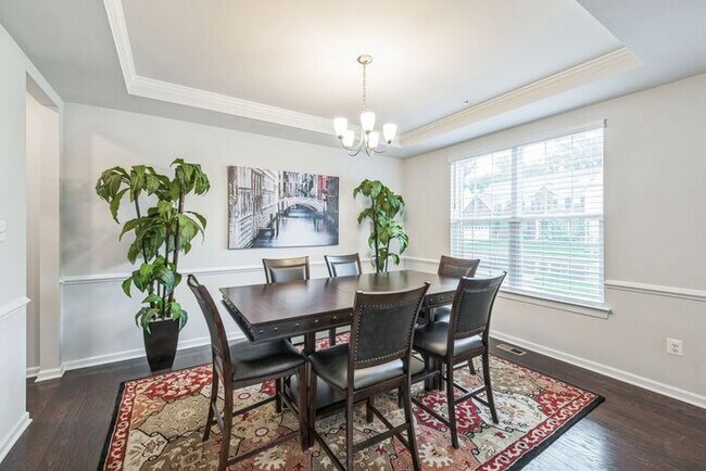 Building Photo - 5808 Savannah Dr