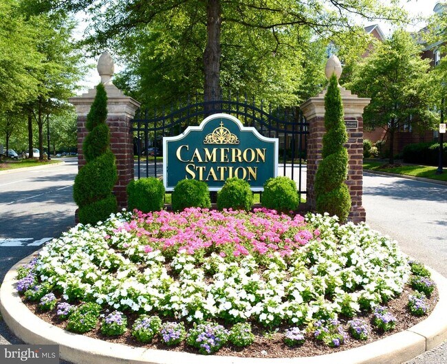 Building Photo - 371 Cameron Station Blvd