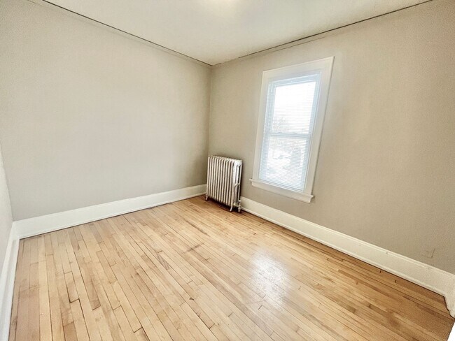 Building Photo - 2626 N Fratney St