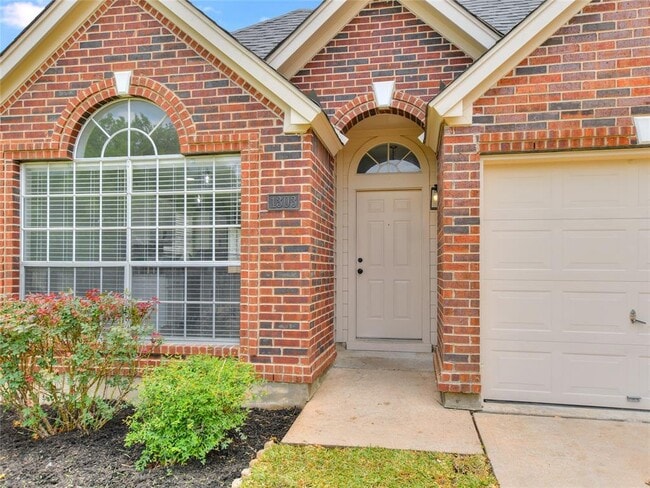 Building Photo - 1303 Green Terrace Dr