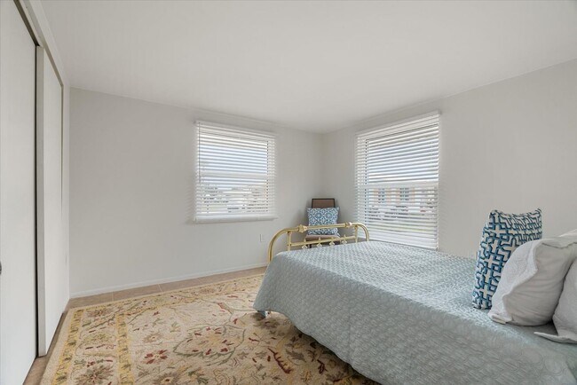 Building Photo - 477 Circlewood Dr