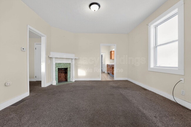 Building Photo - 388 Broaddus Ave