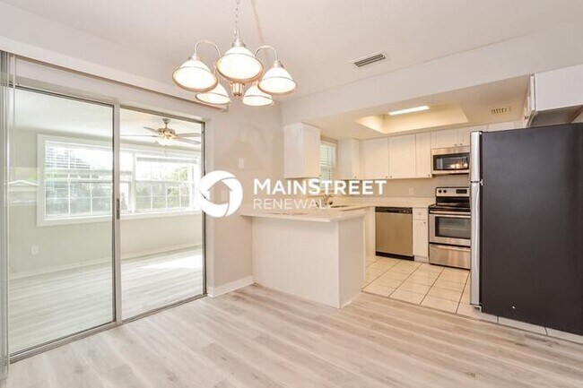 Building Photo - 4 Bedroom Pet-Friendly Home in DELAND, FL ...