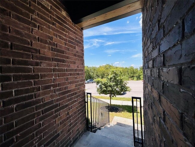 Building Photo - 15205 Wideleaf Cove