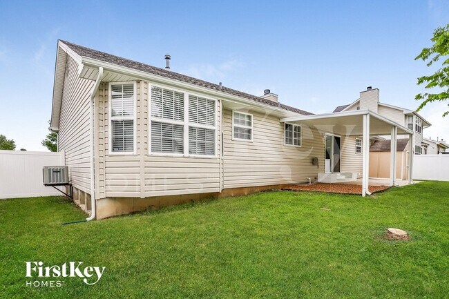 Building Photo - 7401 Cinnamon Teal Dr