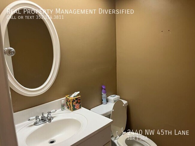 Building Photo - 2440 NW 45th Ln