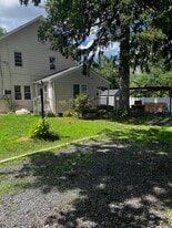 Building Photo - 172 4th Ave