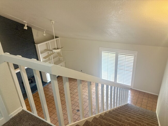 Building Photo - Three bedroom West Norman