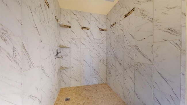 Building Photo - 918 Summer Trail