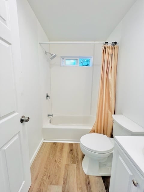 Building Photo - 1222 Holly St