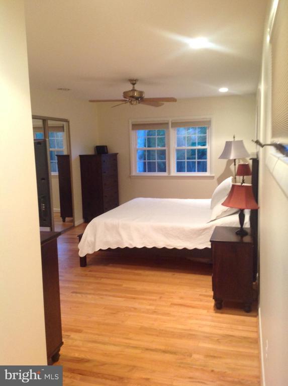 Building Photo - 3412 Ramsgate Terrace