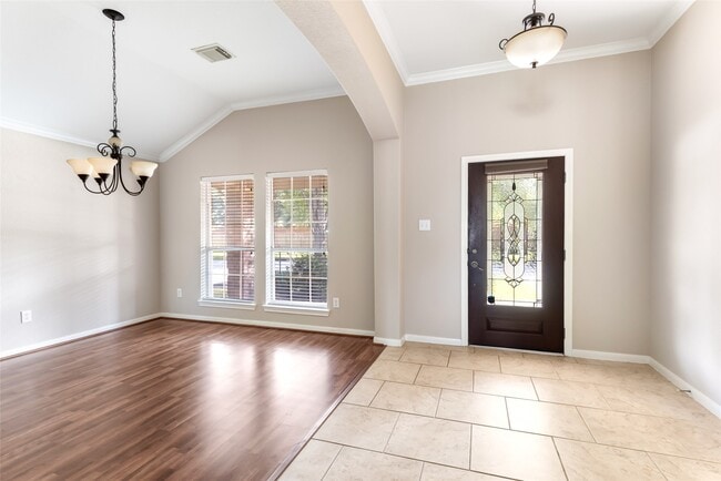 Building Photo - 20787 Oakhurst Park Dr