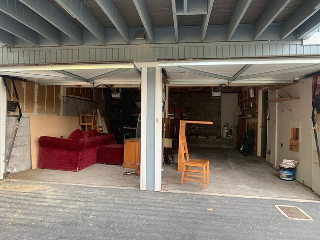 Building Photo - 2290 D St