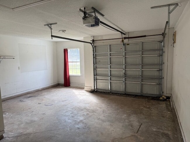 Building Photo - Cute 3/2 Green Cove Springs FL