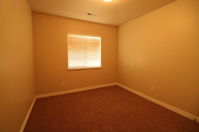 Building Photo - Traverse Mountain Home