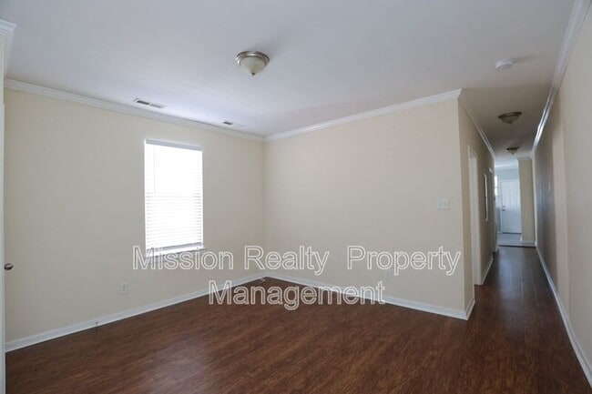 Building Photo - 1402 Bainbridge St