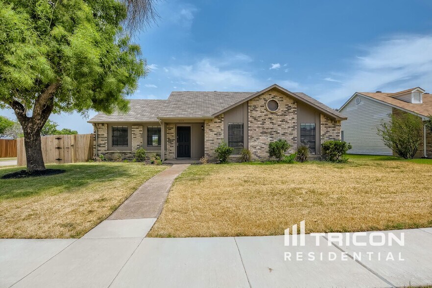Building Photo - 5705 Baker Dr