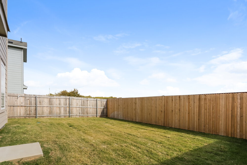 Building Photo - 10513 Sequoia Dr