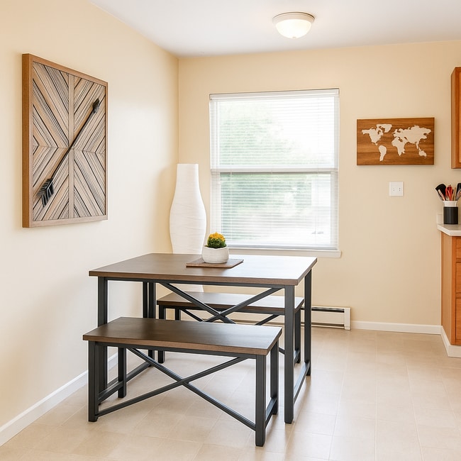 Interior Photo - Marine Vista